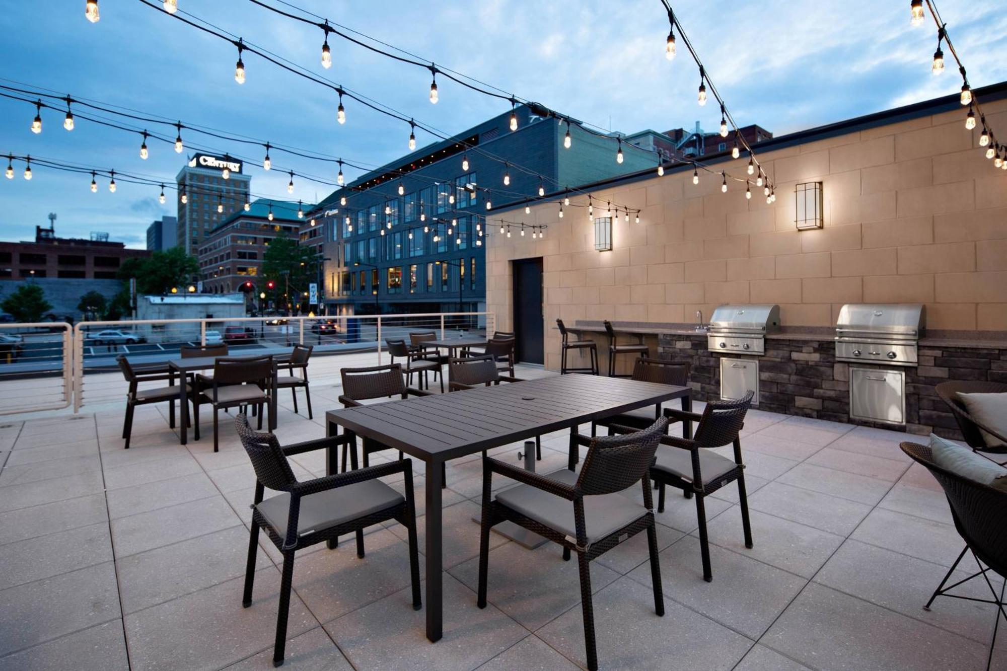 Residence Inn By Marriott Knoxville Downtown Exterior foto